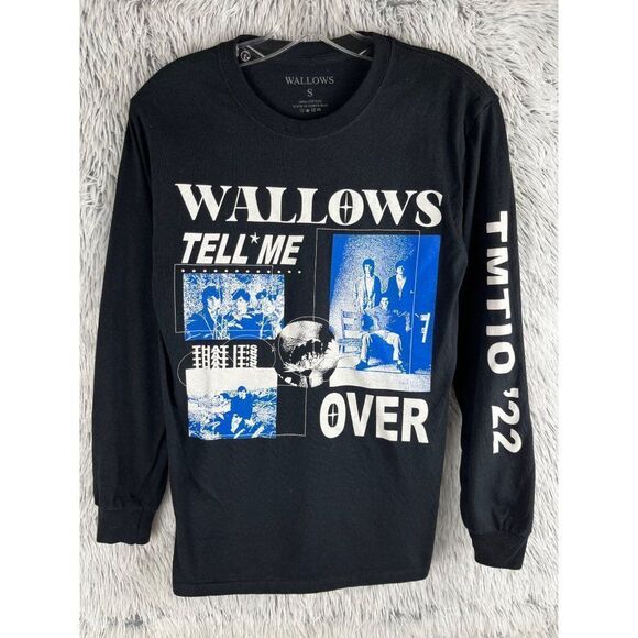 williows Tops - Williows Shirt Womans Small Black Graphic Tell Me That Its Over Tour 2022 Top